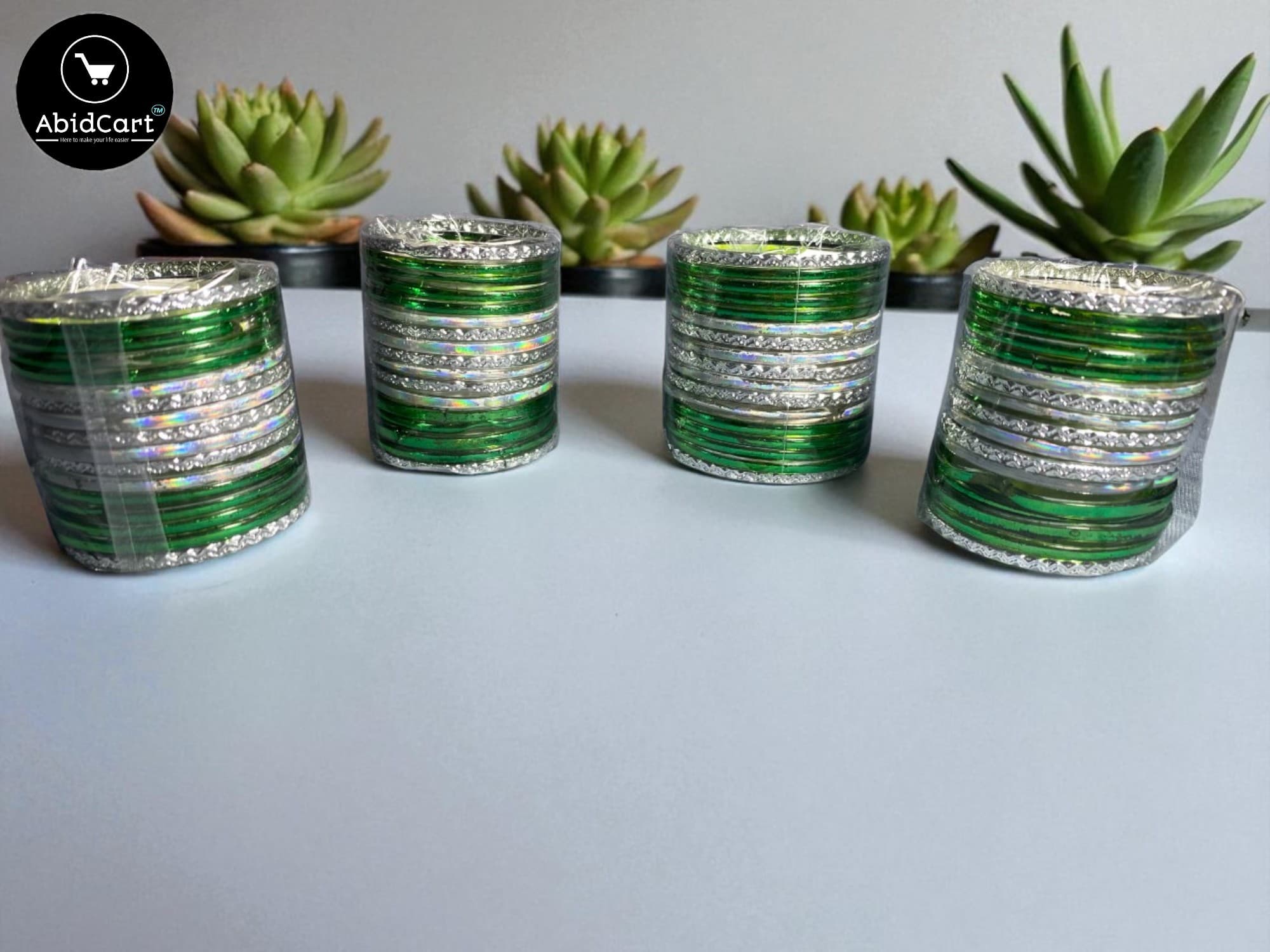 14 August Jashan-e-Azadi Green & White Bangles for Girls â Pakistani Independence Day Accessories, Stylish Traditional Bangles for Festive Celebrations.